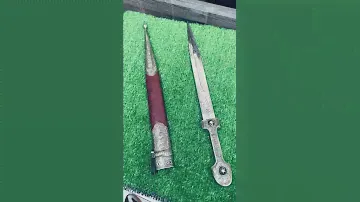 Сувенирный кинжал
