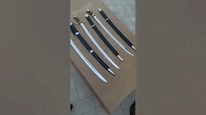 Все 3 шашки в наличии Все боевые Сталь:65х13 Атаман, Драгунская и Черкесская 13,000₽ 13,000₽ 12,000₽