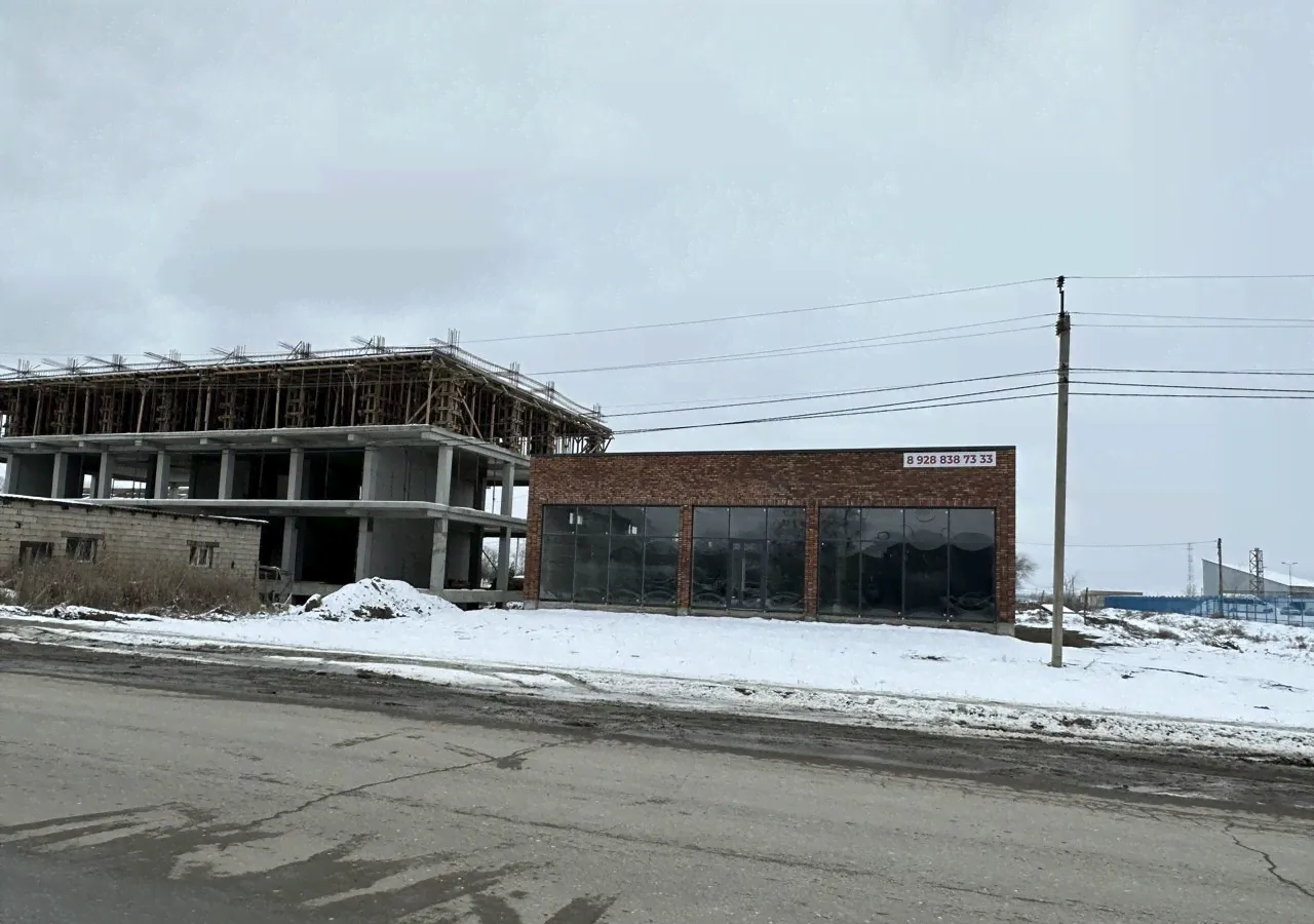 Продам торговое помещение город Кизляр улица Г. Гамидова 20-1